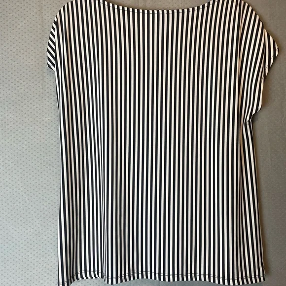 Ann Taylor Black and White Boxy Blouse - Picture 2 of 5